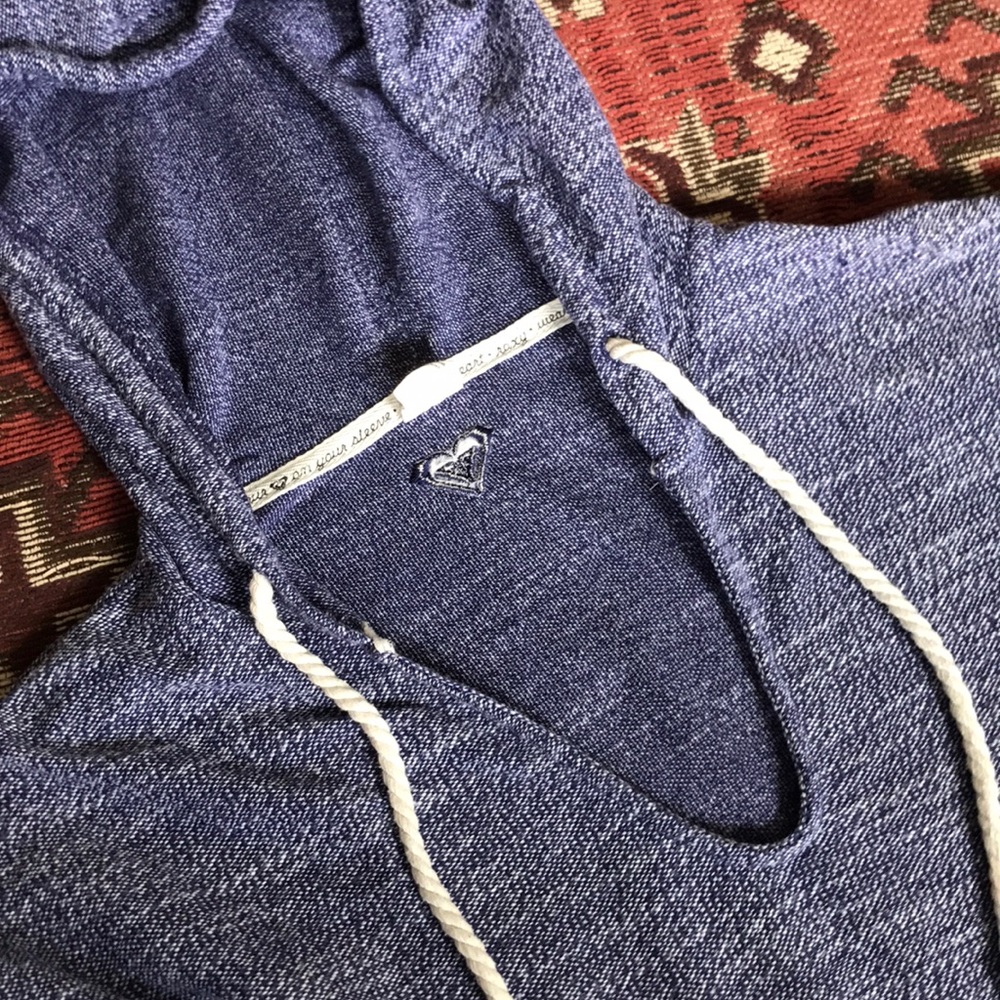 3/$15. Roxy hoody - Picture 2 of 4